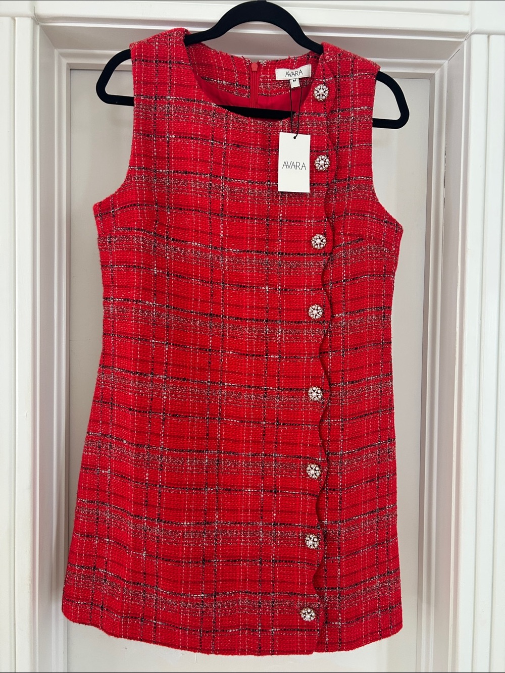 NWT Avara Noelle Red Tweed Pearl Button Mini Dress Size Medium MSRP $98 - Picture 3 of 10